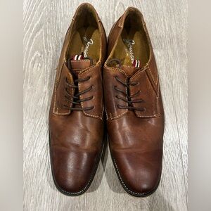 Real Italian leather brown Oxford shoe